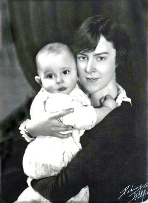 Dorothy Rankin with baby son Peter